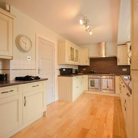 Great Harwood Luxurious & Tranquil Riverside Getaway מראה חיצוני תמונה